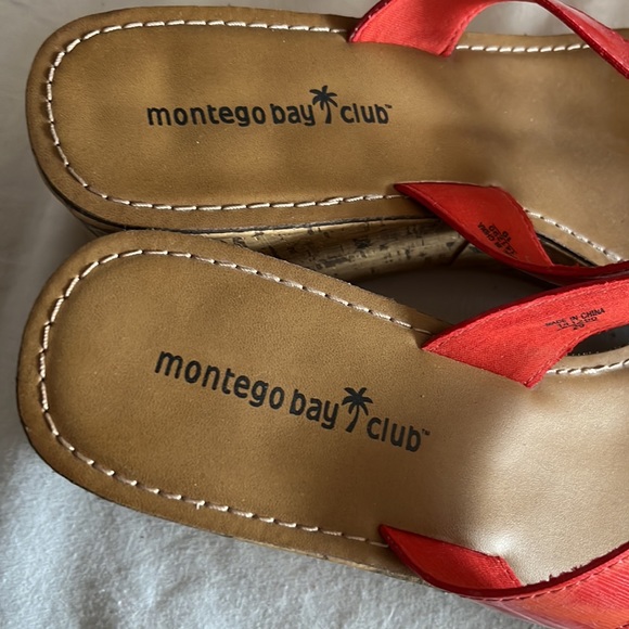 Sandals - Picture 2 of 3